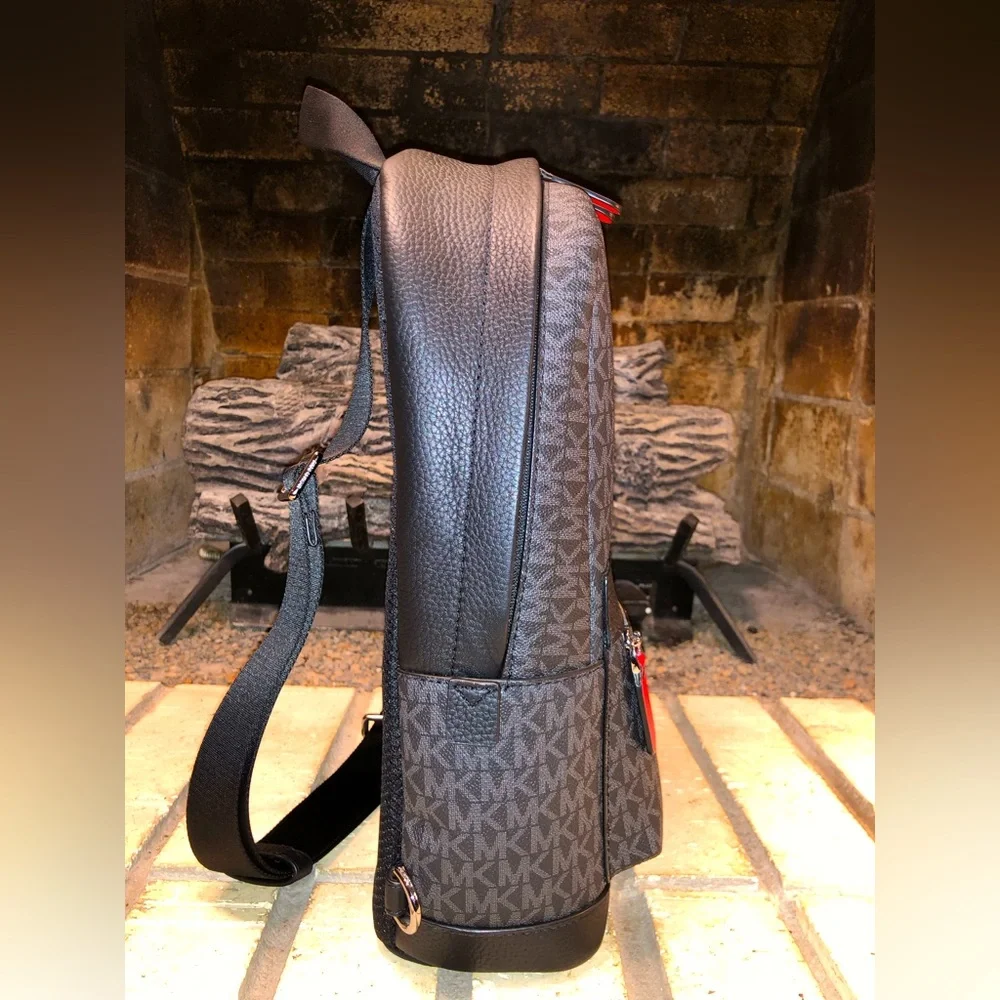 💥Moving to @the_bag_guy💥Michael Kors - Mason Varsity Stripe Sling Pack - Picture 8 of 16